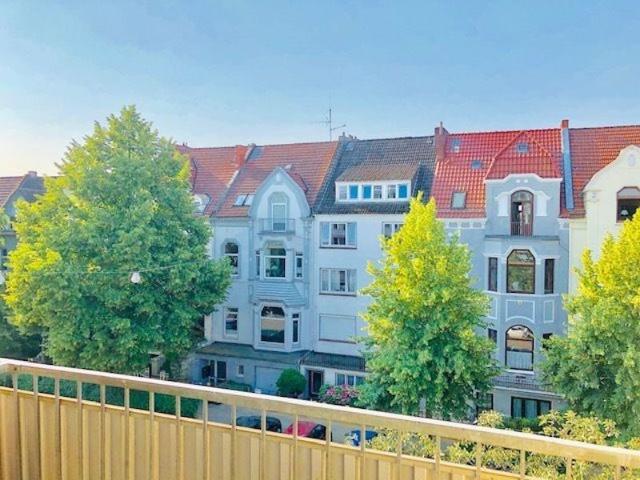 Business apartment with balcony in top location, Bremen Amsterdam Apartments for Rent