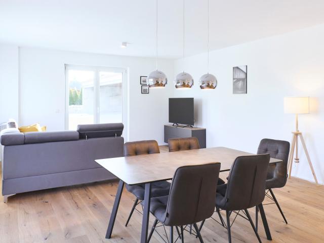 Business Apartments for 2 4 Persons