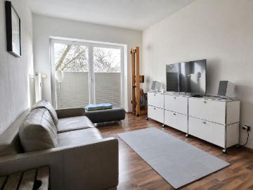 Business Apt Zooviertel: Office, Gym & Park, Dusseldorf Amsterdam Apartments for Rent