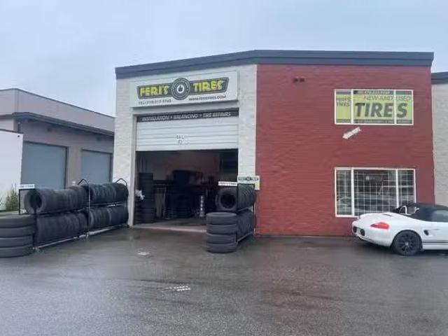 Business for sale in Chilliwack, Chilliwack, C 8815 Young Road.