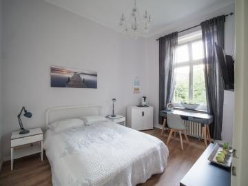 Business Studio with Gardenaccess  City Apartments Siegburg