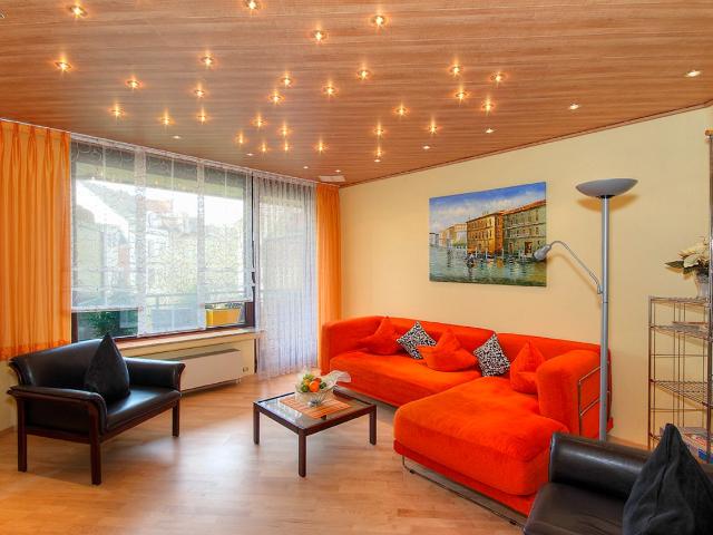 business suite BN8, Bochum, Bochum Amsterdam Apartments for Rent