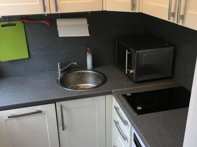 Businessappartement with balcony all inclusive, Hannover Amsterdam Apartments for Rent