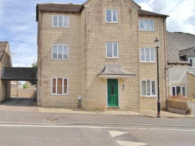 Bussage, Stroud, Glos GL6, 1 bed flat to rent, £795 pcm | PrimeLocation