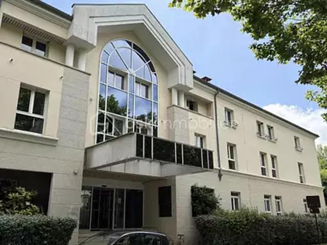 Bussy Saint Georges 77600 Achat / Vente appartement 1 pièce t1 au dernier étage