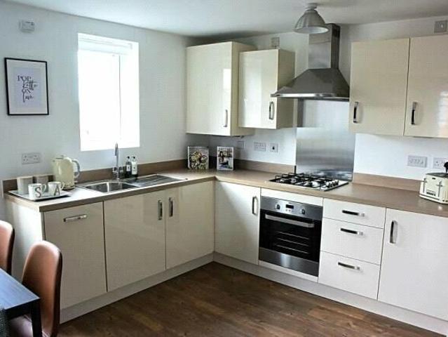 Buttermere Crescent, Doncaster DN4, 1 bed flat to rent, £825 pcm | PrimeLocation