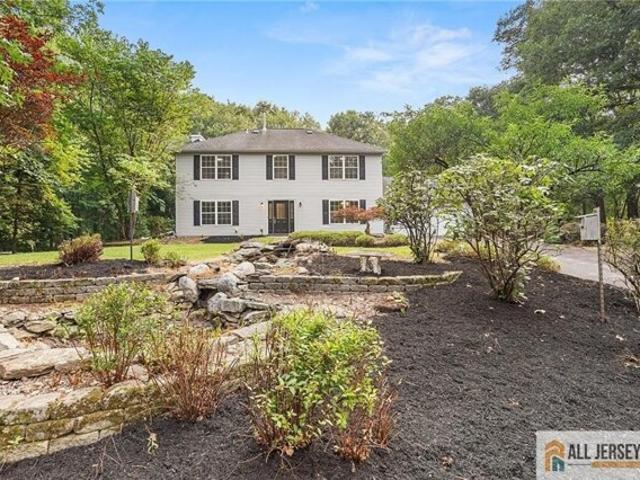 Buttonwood Dr, Jackson, Home For Sale