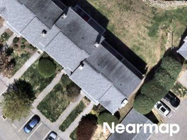 Buttonwood Ln