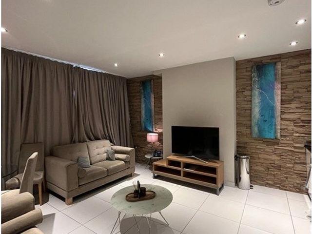 Butts Court, Leeds LS1, 1 bed flat to rent, £1,149 pcm | PrimeLocation