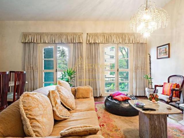 BUTANTÃ CASA TÉRREA, ESPAÇOSA COM 4 QUARTOS 4 SUÍTES EM TERRENO 690 m²!