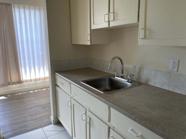 Bute Manor 1 Bedroom | 1 Bathroom Apartment for Rent