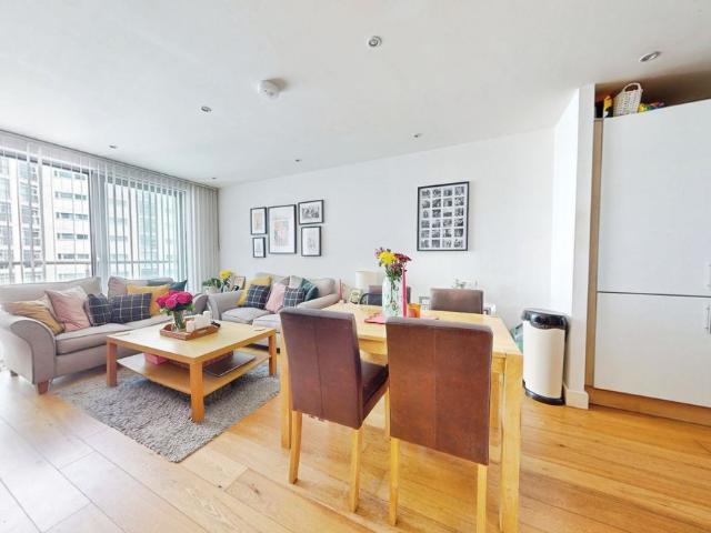 Bute Terrace, Cathays, Cardiff CF10, 1 bed flat to rent, £1,100 pcm | PrimeLocation