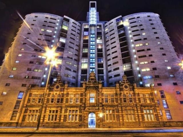 Bute Terrace, Cardiff, CF10 2 bed apartment to rent £1,200 pcm £277 pw