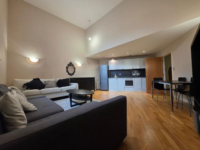 Bute Terrace, Cardiff CF10, 2 bed flat to rent, £1,600 pcm | PrimeLocation