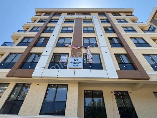 Butik Site İçi 2+1 Kapalı Otopark Sıfır Ebevyn Banyo Lu