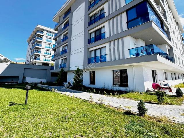 Butik Sitede Emin Evim Kuruluşlarına Uygun Yeni Binada 2+1 Lüx Daire