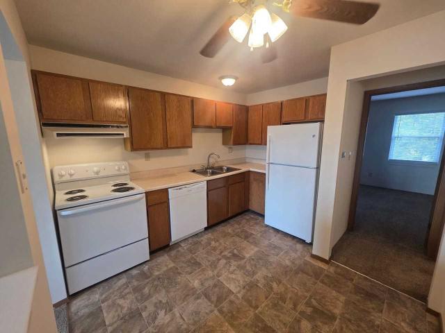 Butler Hill Apartments 2 Bedroom Apartment for Rent at 13108 13108 Bulter Oak Dr Concord, MO 63128 Concord