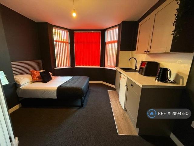 Butler Street, Stoke On Trent, ST4 1 bed in a house share to rent £640 pcm £148 pw