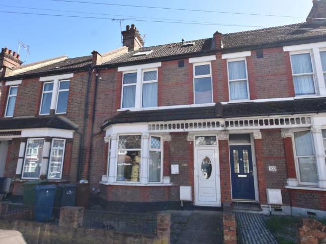 Butler Road, West Harrow 4 bed house to rent £2,400 pcm £554 pw