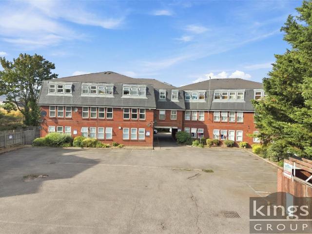 Butlers Court, Waltham Cross EN8, 1 bed flat to rent, £1,300 pcm | PrimeLocation