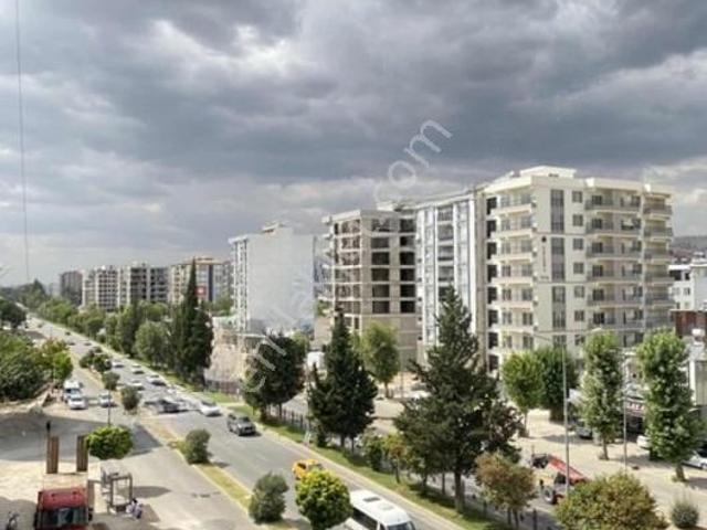 Buvar Üzerinde 135 M2 2+1 4.ara Kat Daire 5 Yaşında