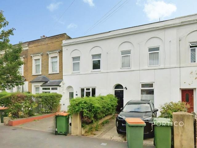 Buxton Road E15, 3 bed property to rent, £2,800 pcm | PrimeLocation