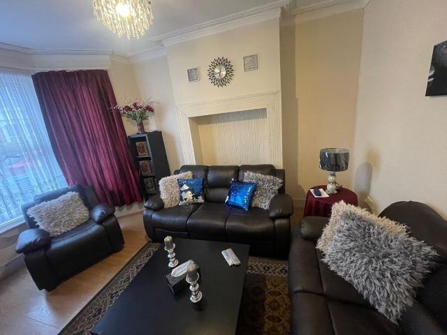 Buxton Road, London, London NW2, 4 bed terraced house to rent, £3,200 pcm | PrimeLocation