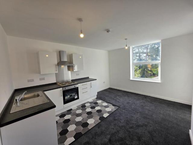 Buxton Road, Stockport, SK2 1 bed flat to rent £900 pcm £208 pw