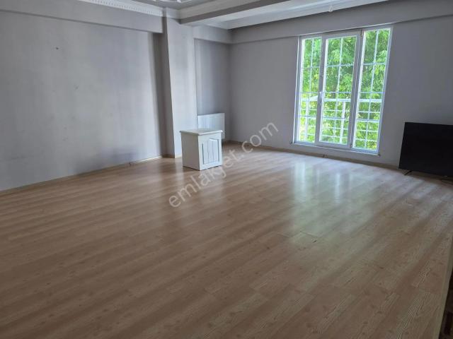 Büyükçekmece 19 Mayıs Mah Yeni Binada Lüks Temiz 2+1 Kiralık Daire