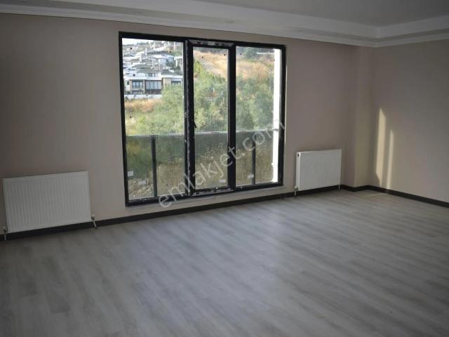 Büyükçekmece Cumhuriyet Mah Yeni Binada Lüks Temiz 3+1 Kiralık Daire