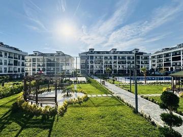 BÜYÜKÇEKMECE AKÇA GRANDEDE PEYZAJ MANZARALI 3+1