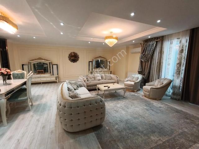 Büyükçekmece Ginza Residence 3+1 Geniş Satılık Daire
