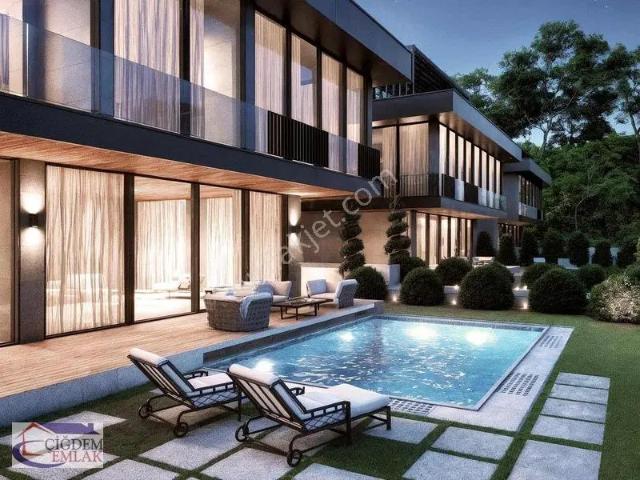 Büyükçekmece Güzelce 4+2 Kiralık Müstakil Havuzlu Villa