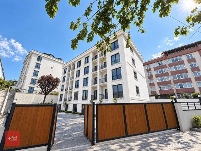 Büyükçekmece Fatih Mahallesi'nde Site İçinde Satılık 2+1