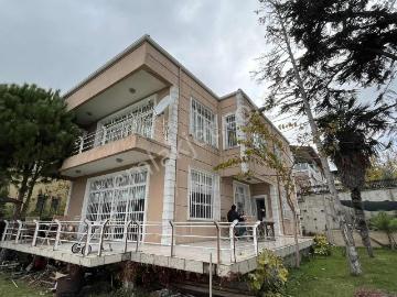 Büyükçekmece Mimaroba'da Full Deniz Manzaralı Satılık Villa