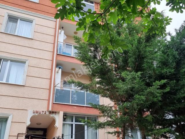 Büyükçekmece Murat Çeşme'de Kiralık 4+2 Teraslı Geniş Daire 140 M²