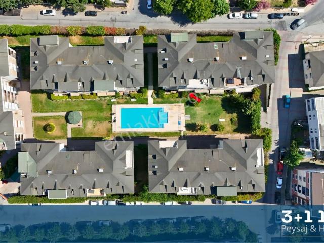 Büyükçekmece Natura Evleri’nde Havuz Ve Peyzaj Manzaralı 120 M² 3+1 Bahçe Dubleksi