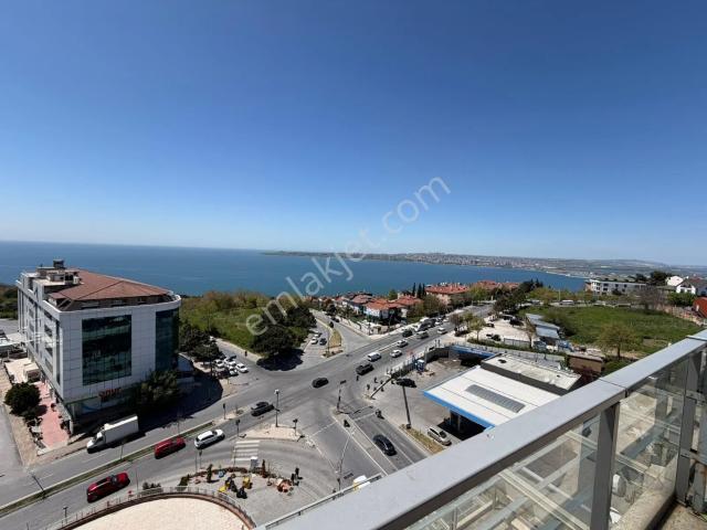 Büyükçekmece Pınartepe Mah Site İçi Kiralık Penthouse 4+2