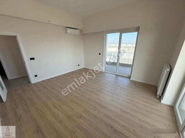 Büyükçekmece Tuna Park Satılık 2+1 Sıfır Şehir Manzaralı Kiralık Daire