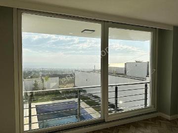 Büyükçekmecede Geniş Ailelere Özel Full Yapılı 5+1 Villa !