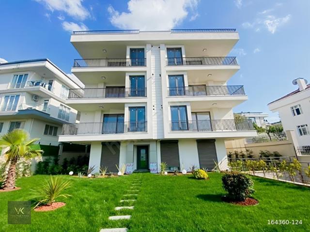 BÜYÜKÇEKMECE'DE LEBİ DERYA MANZARALI 5+2 SIFIR LÜKS DUBLEKS
