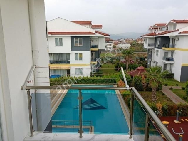 Büyük Havuz Muhteşem Lokasyon Tatil Köyü Gibi Site