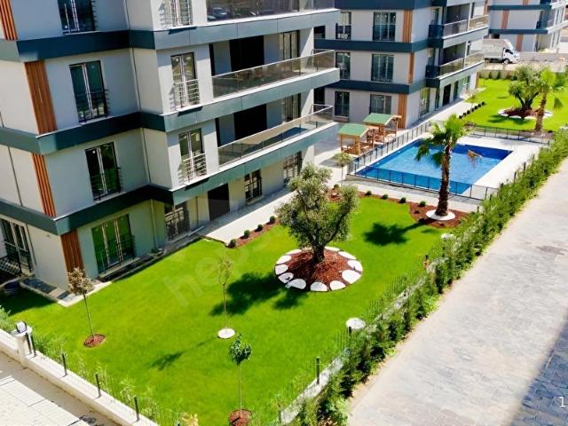 BÜYÜK LÜX 2+1 HAVUZLU, KAPALI OTOPARKLI SİTE'DE