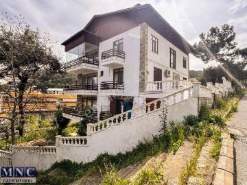 Büyükada Huzur Ve Manzara Bir Arada 4+1 Bahçe Ters Dubleks