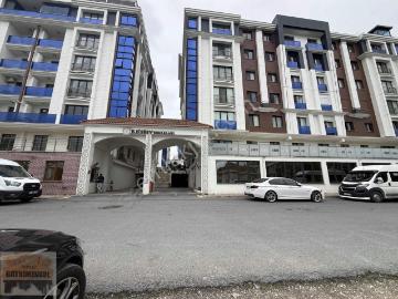 Buyukcekmece Havuz Cephe Esyalı
