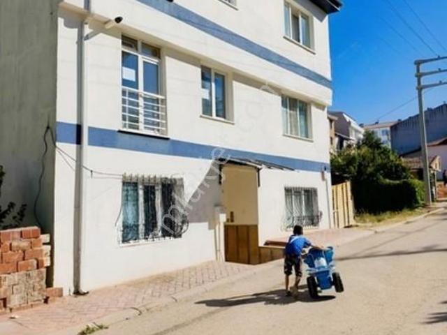 Büyükdere Mahallesi 80 M2 2+0