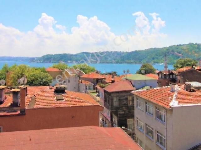 Büyükdere Sahile 50m Bahçeli Müstakil Ahşap Villa ikiz Villa