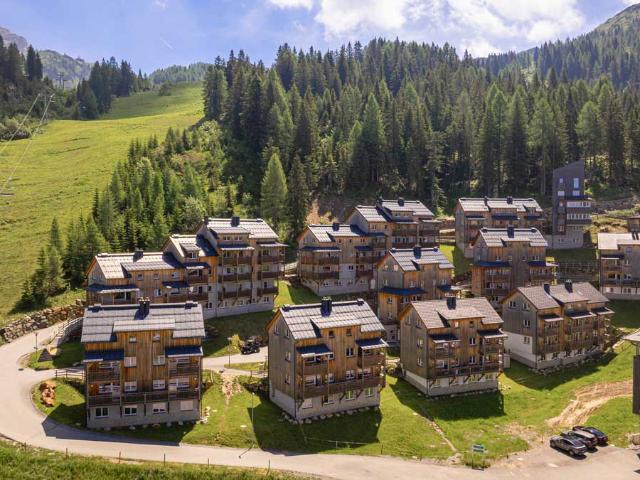 Buy to Let Almresort Nassfeld Family Chalet Bergblick