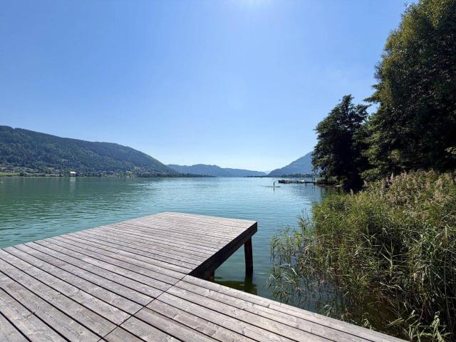 BUY TO LET AM OSSIACHER SEE EXKLUSIVES APARTMENT DIREKT AM WASSER!