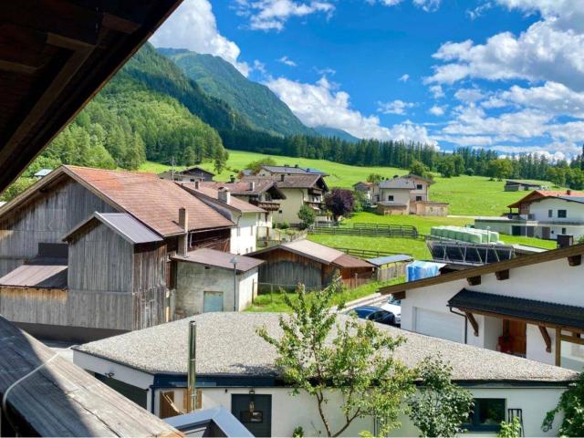 Buy to Let 4 Zi Dachgeschosswohnung im Ötztal: Teilbar in 2 Apartments ideal zum Vermieten